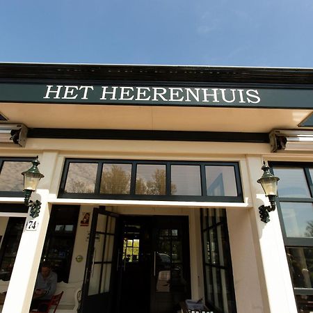 Cafe Brasserie Het Heerenhuis Het Kalf Bagian luar foto
